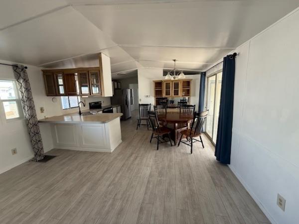 1987 HBOS Manufactured Home