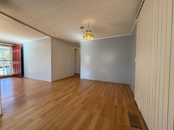 1976 VIND T3811 Mobile Home