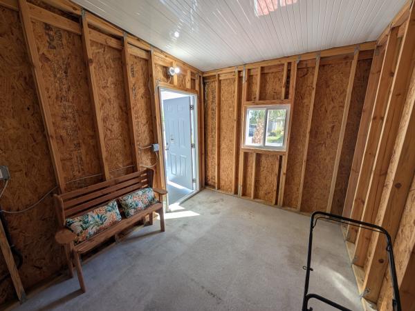 1992 Palm Unknown Mobile Home