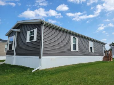 Mobile Home at 2925 W Loch Lomond Ct Highland, MI 48357