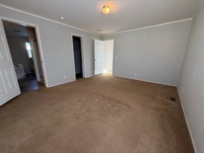 Photo 3 of 6 of home located at 4168 Haslemere Way Fort Wayne, IN 46818