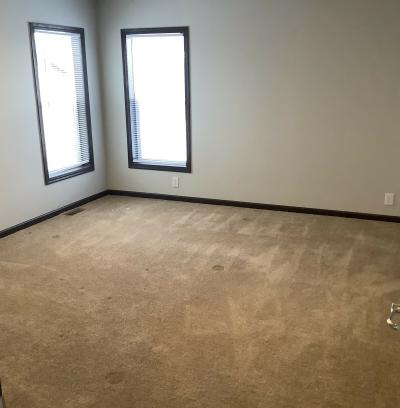 Photo 5 of 8 of home located at 4197 Hexhill Ct Fort Wayne, IN 46818