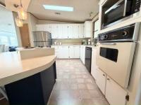 1987 PALM Manufactured Home