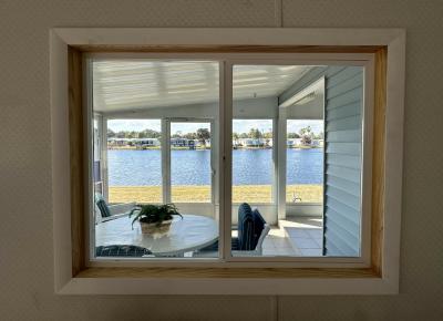 Photo 5 of 29 of home located at 2071 East Lakeview Drive Sebastian, FL 32958