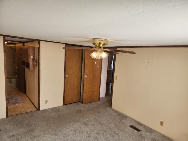 1986 Redman 164L1600378T Mobile Home