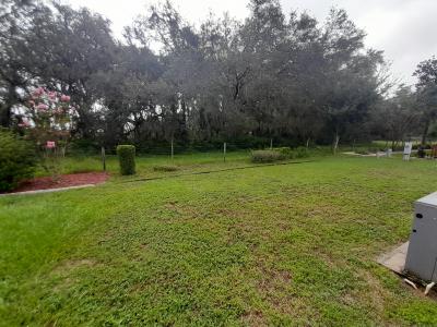 Photo 3 of 10 of home located at 4008 Ranger Pkwy Zephyrhills, FL 33541