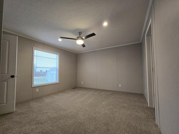 2025 Champion RAPB2852H32169 Mobile Home