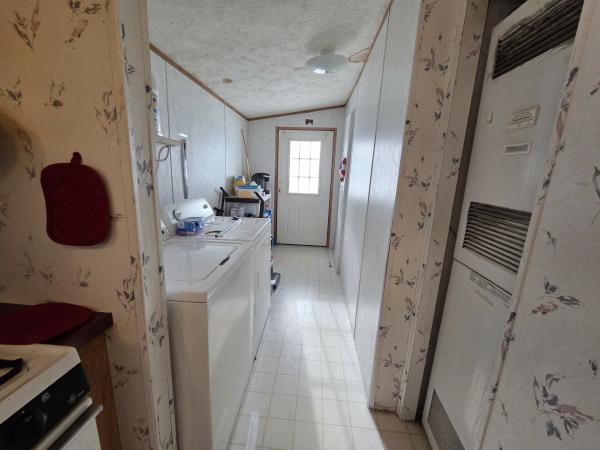 1998 Fortune Homes Mobile Home