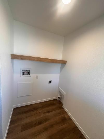 Photo 3 of 20 of home located at 2627 S Lamb Blvd #233 #233 Las Vegas, NV 89121