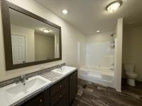 2020 Clayton Homes Inc 25R Mobile Home