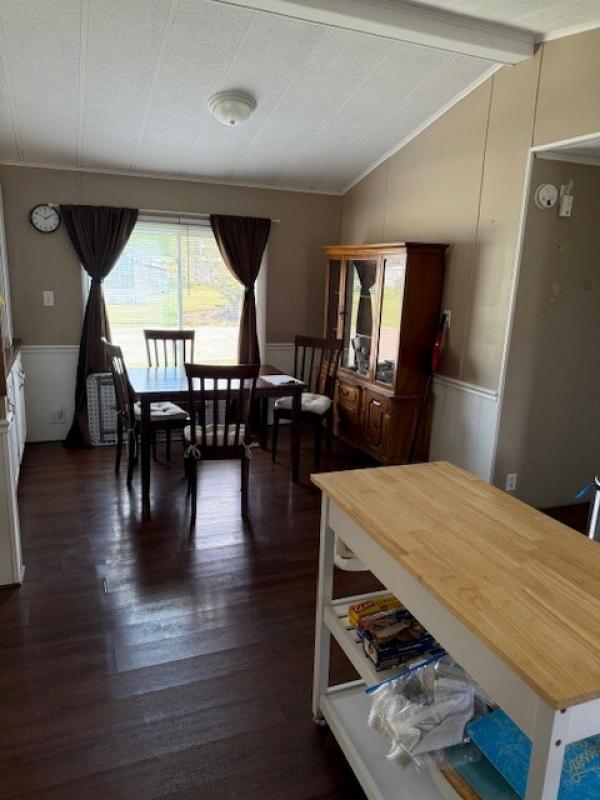 1987 VICTORIAN 330  Home