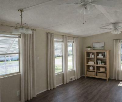 Photo 3 of 13 of home located at 6941 Macdonald Court, Lot 17 Zephyrhills, FL 33541