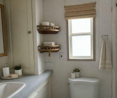 Photo 5 of 18 of home located at 6941 Macdonald Court, Lot 34 Zephyrhills, FL 33541