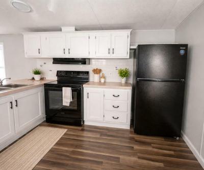 Photo 2 of 11 of home located at 11240 N Northwood Dr. #29 Inglis, FL 34449