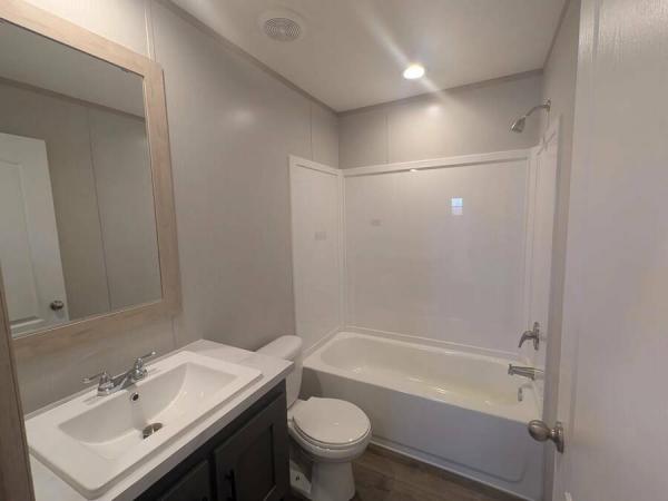 2023 45CEJ16562AH23  Home