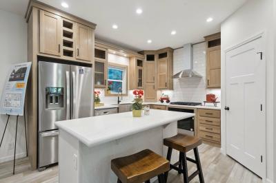 Redman Homes Paramount 2860H32308 Myrtle Mobile Home Floor Plan