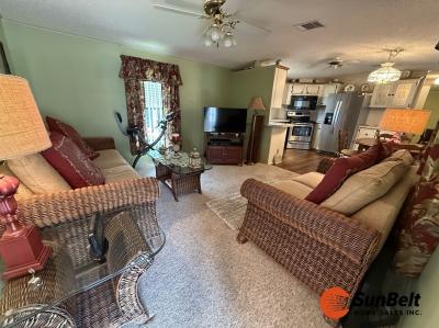 Photo 4 of 32 of home located at 74 Lavender Lane Eustis, FL 32726
