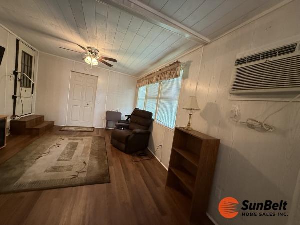 1988 HOME Mobile Home