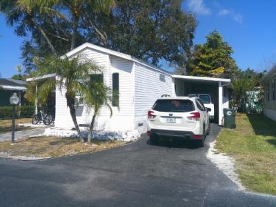 Photo 2 of 20 of home located at 4521 NW 69th Street #I10 Coconut Creek, FL 33073