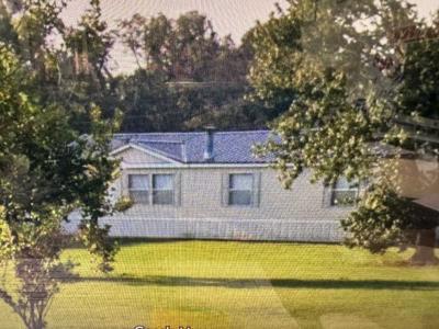 Mobile Home at 4900 State Hwy 103 Bronson, TX 75948