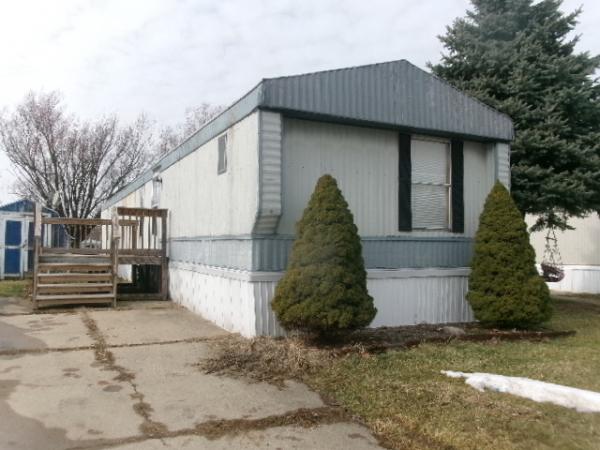 Photo 1 of 2 of home located at 1820 Aspen Cove Kendallville, IN 46755