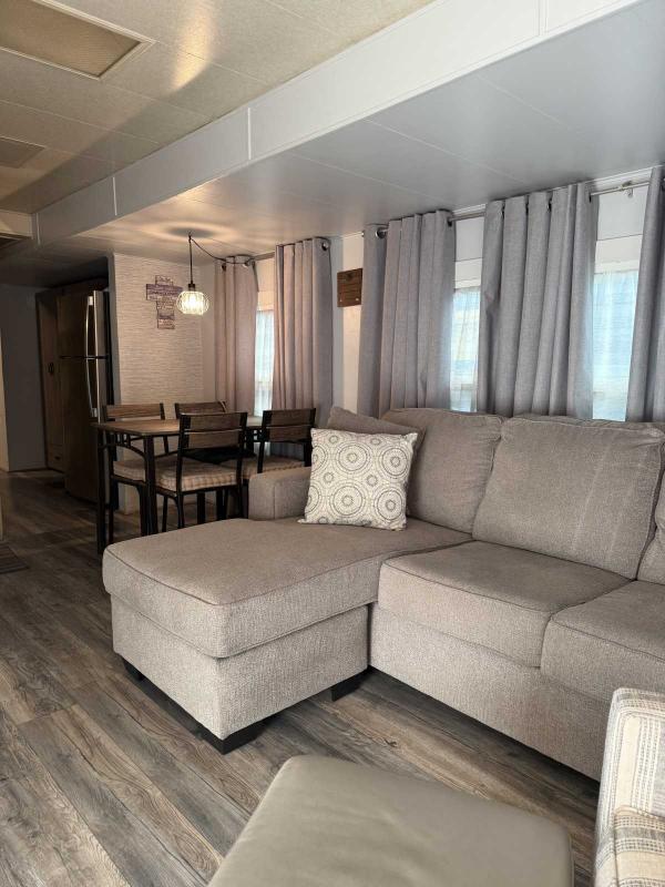 1982 Heritage  Mobile Home For Sale