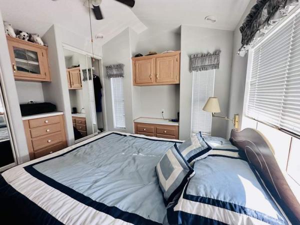 2001 Skyline Manufactured Home