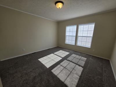 Photo 5 of 9 of home located at 357 Evergreen Road Flint, MI 48506