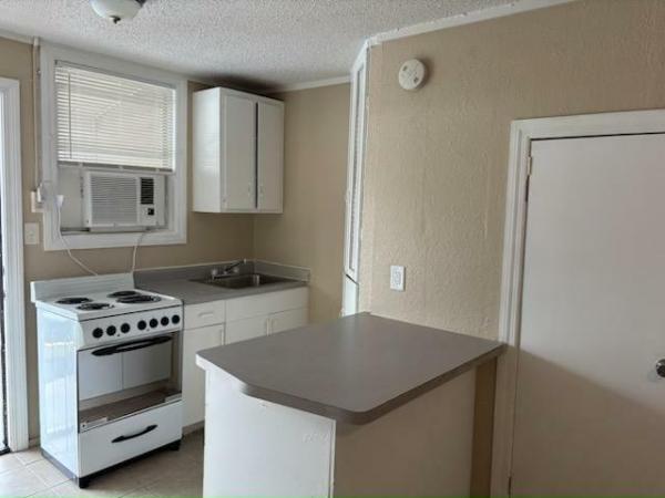 Photo 1 of 2 of home located at 10545 Seminole Blvd. Apt 5 Largo, FL 33773