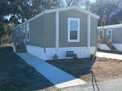 Mobile Home at 2162 Greenbrier Village Loop Lakeland, FL 33810