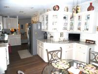 2005 Homes of Merit T16865 Mobile Home