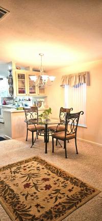 2005 Homes of Merit T16865 Mobile Home