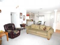 2005 Homes of Merit T16865 Mobile Home