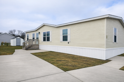 Mobile Home at 11372 Hollow Oak Miamisburg, OH 45342