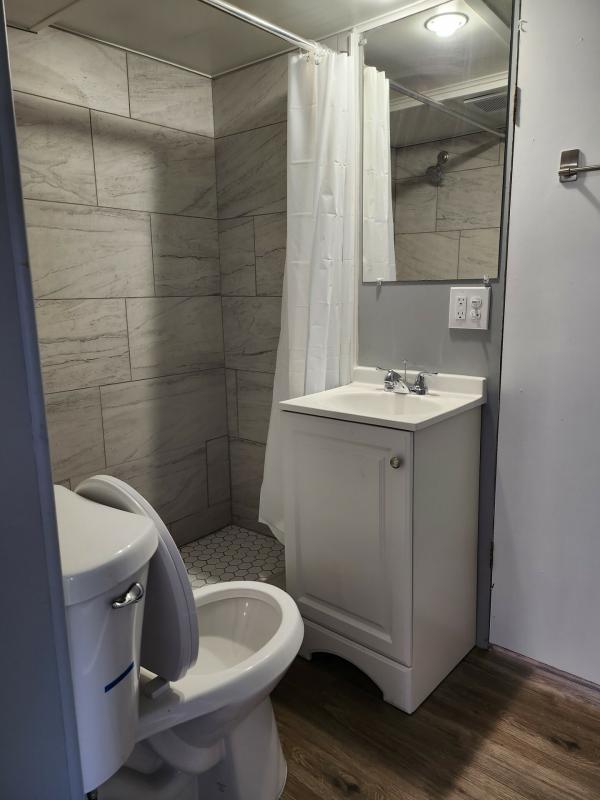 1984 Skyl mobile Home