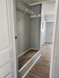 1984 Skyl mobile Home