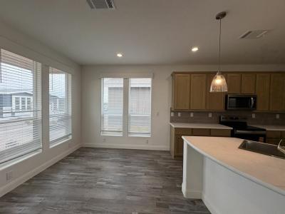 Photo 5 of 17 of home located at 3301 S Goldfield Road Lot 5094 Apache Junction, AZ 85119