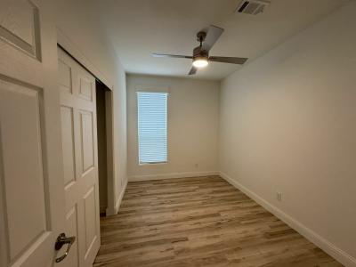 Photo 4 of 12 of home located at 3301 S Goldfield Road Lot 5093 Apache Junction, AZ 85119