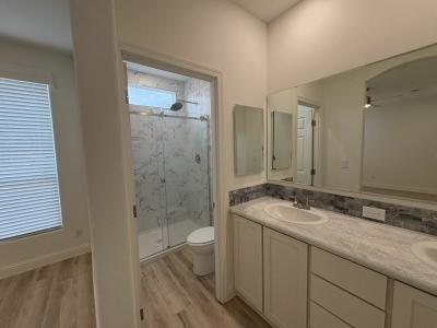 Photo 3 of 20 of home located at 3301 S Goldfield Road Lot 5093 Apache Junction, AZ 85119