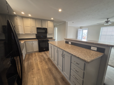 Photo 2 of 11 of home located at 6439 Scenic Way Fenton, MI 48430