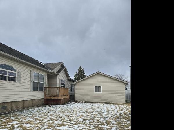 Photo 1 of 2 of home located at 1094 Long Oak Rd. Manteno, IL 60950