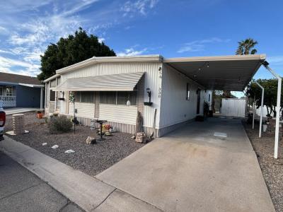 Photo 4 of 20 of home located at 2401 W Southern Ave Lot 330 Tempe, AZ 85282