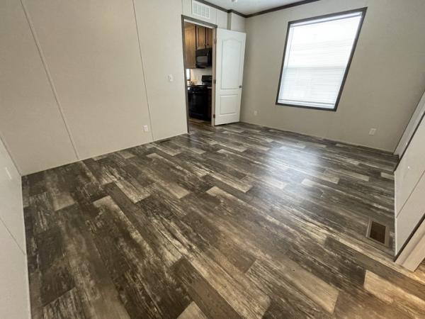 2022 Clayton - Wakarusa Mobile Home