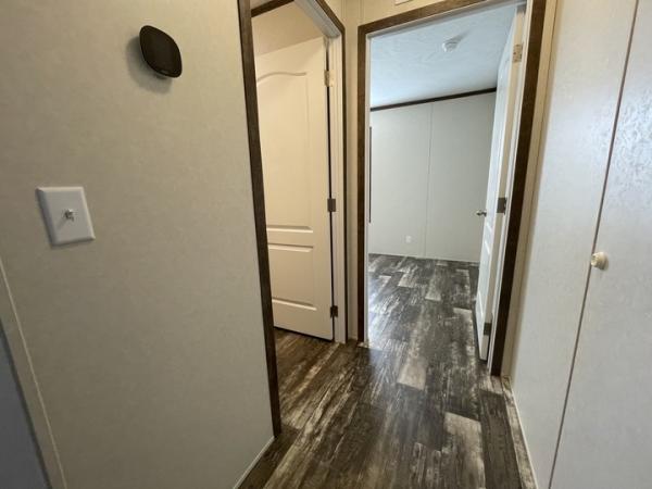 2022 Clayton - Wakarusa Mobile Home