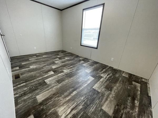 2022 Clayton - Wakarusa Mobile Home