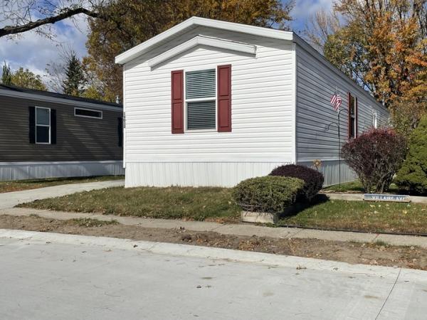 2022 Clayton - Wakarusa Mobile Home