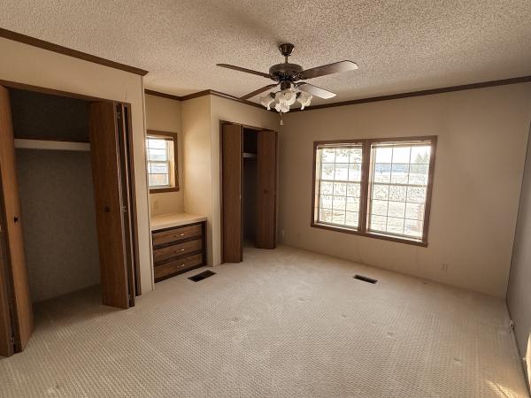 1992 Victorian MI0018219103 Mobile Home