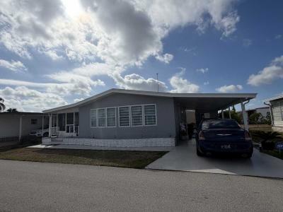 Photo 2 of 47 of home located at 603 Plaza Del Sol North Fort Myers, FL 33917