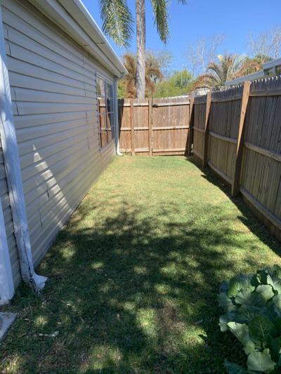 Photo 1 of 14 of home located at 4425 Hwy 441 S Okeechobee, FL 34974