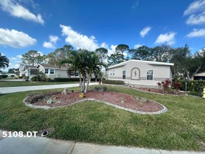 Mobile Home at 5108 Avenida Del Tura North Fort Myers, FL 33903